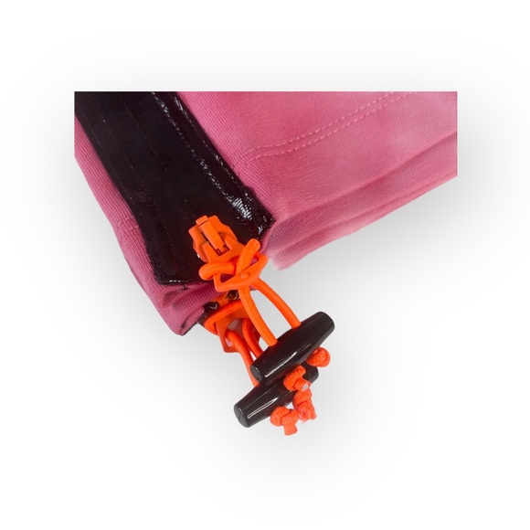 new Love Moschino ☻︎ Logo Zipper Detail Shorts ☻︎ Neon Toggle ☻︎ Fuchsia Pink ☻︎ - Picture 9 of 17